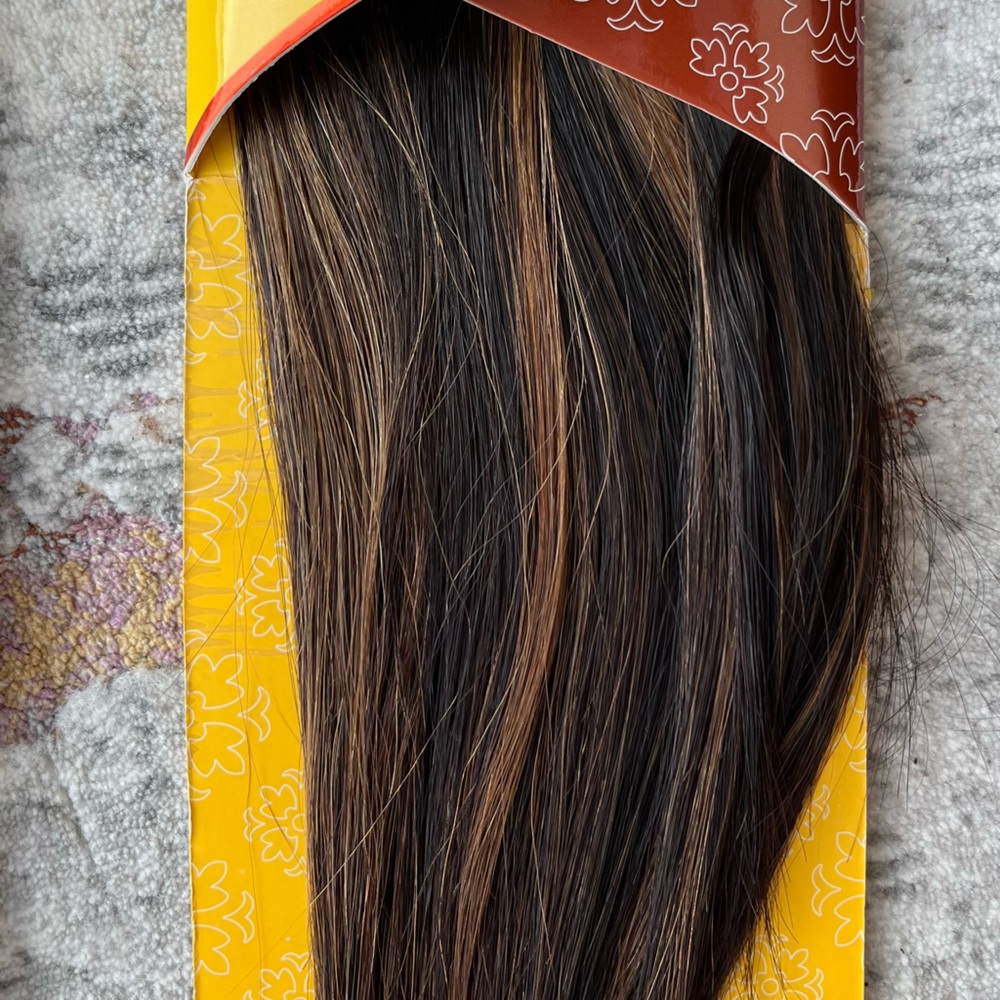 YAKI S1B/30, w/highlights, 10 inch 💯 real human hair extension weave